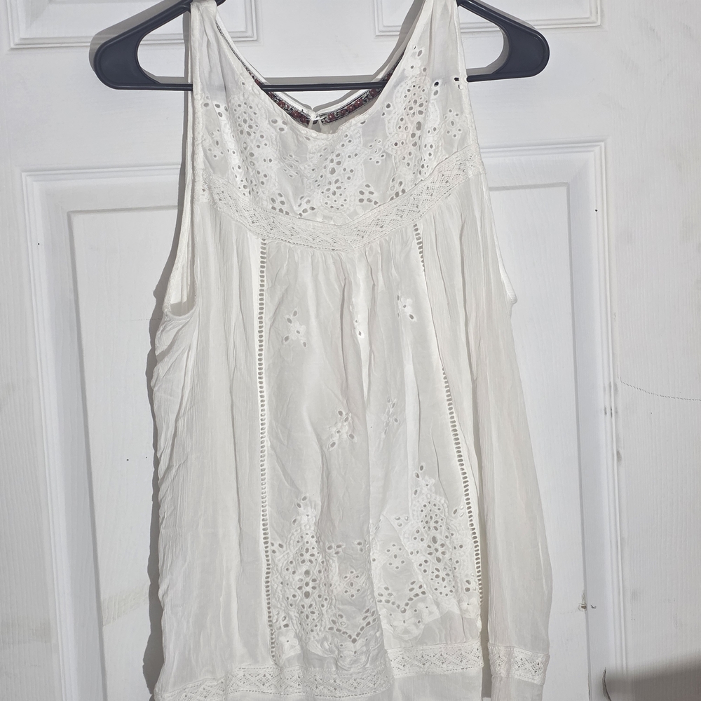 01 - Knox Rose White Eyelet Tank Top